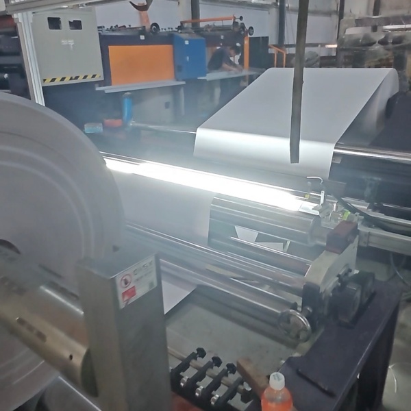 Online Quality Inspection System for Pure Color Material
