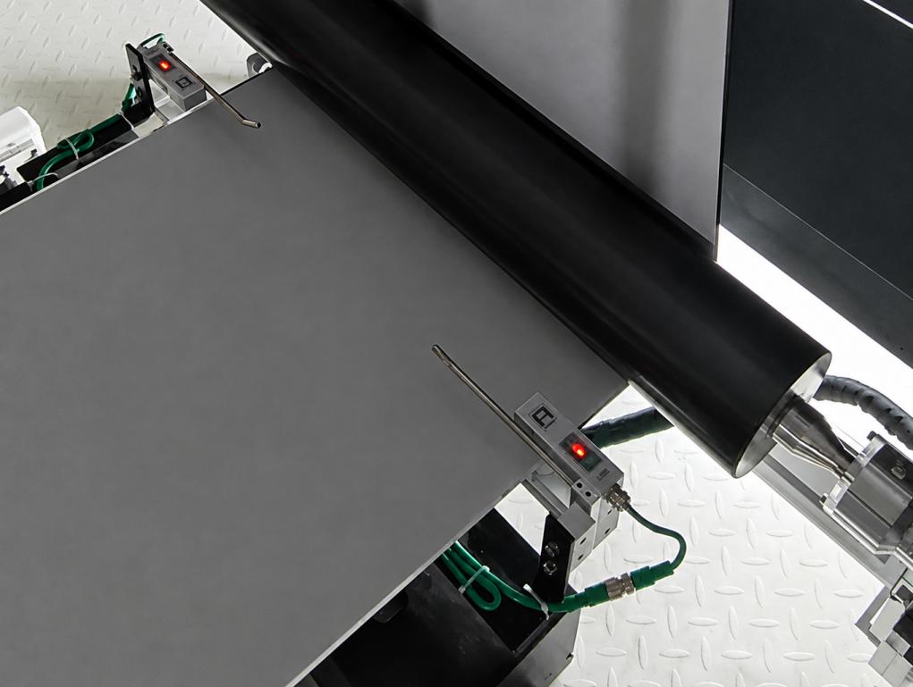 applications of S1000 Pro high-performance servo web guide controller